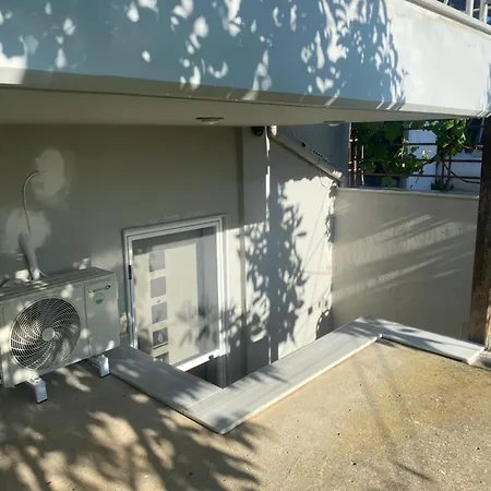 Kalfas 2 Неа-Миханиона