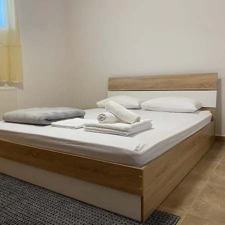 Kalfas 2 Apartment *