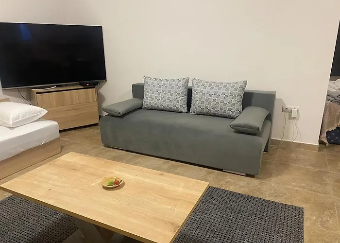 Kalfas 2 Nea Michaniona